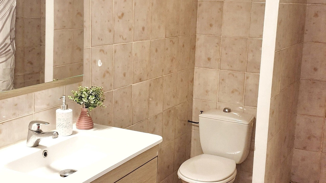 Photo of Bathroom in Vacqueyras