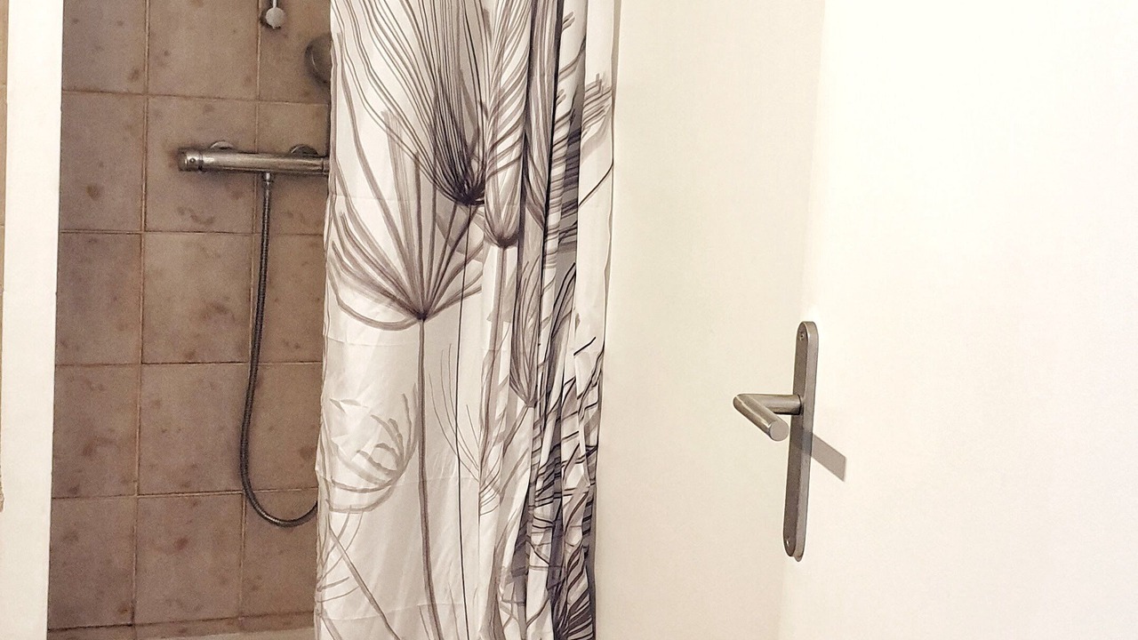 Photo of Bathroom in Vacqueyras