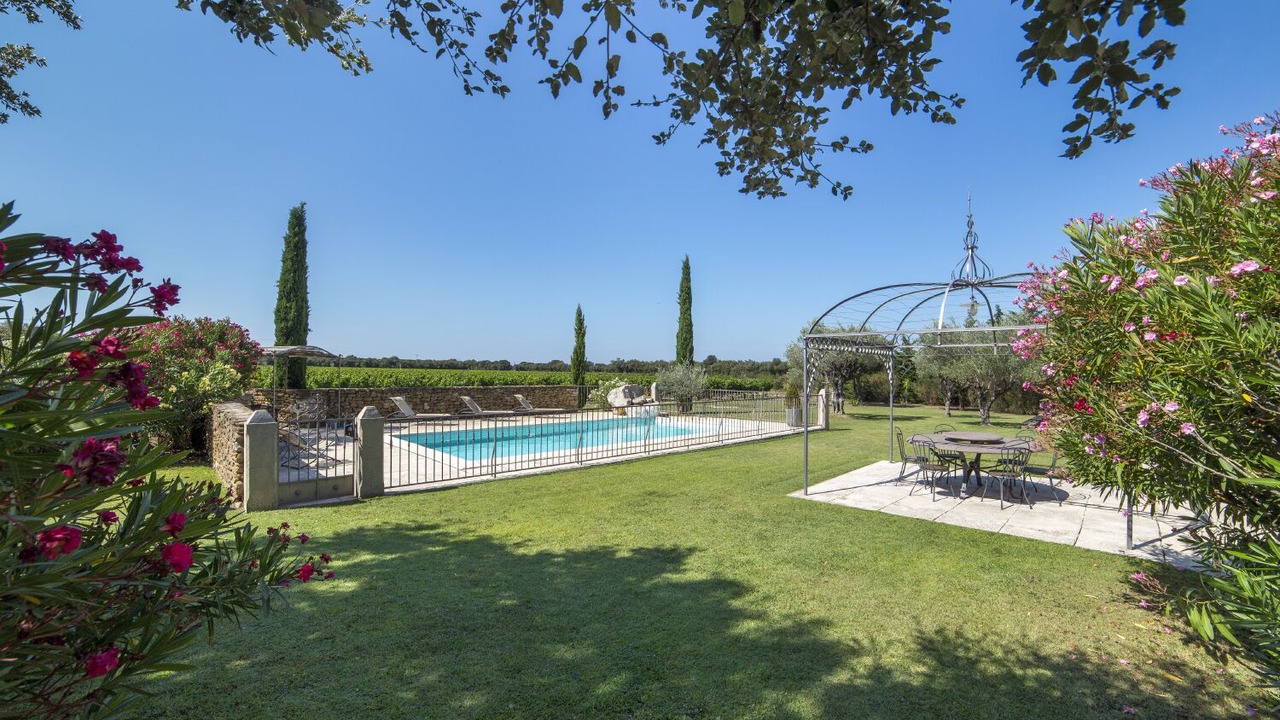 Photo of Outdoor in Grillon