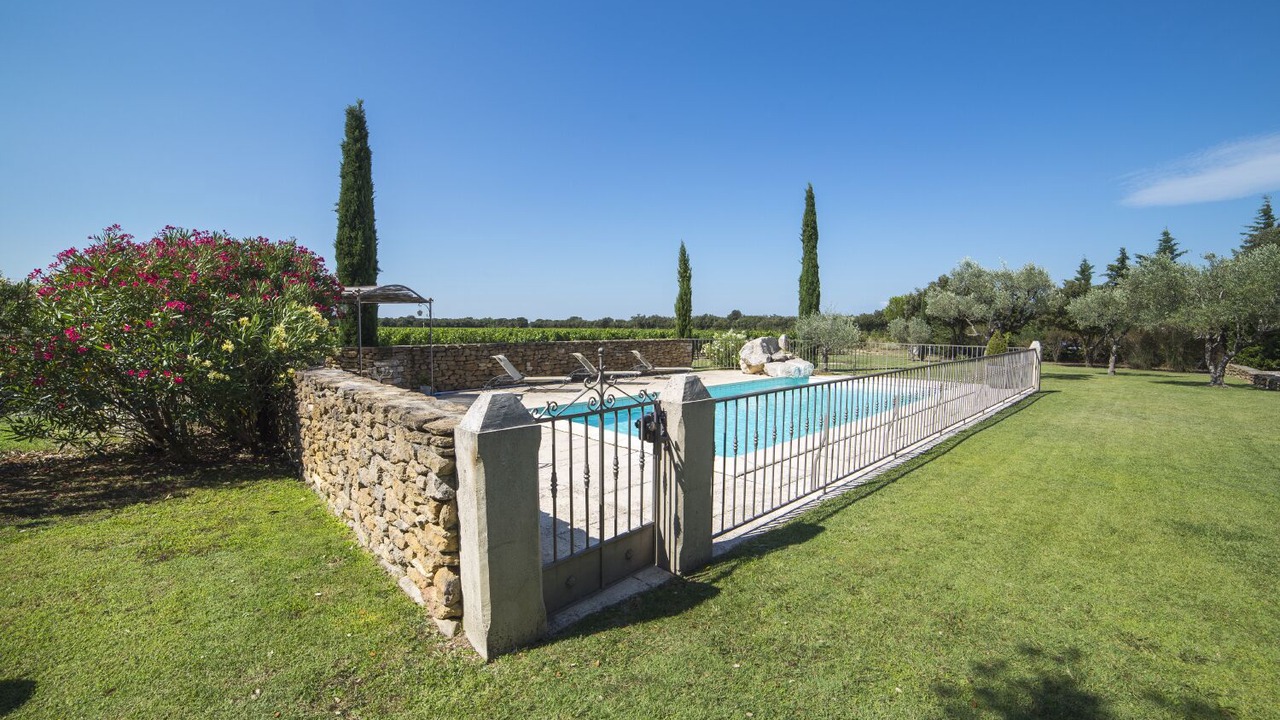 Photo of Outdoor in Grillon