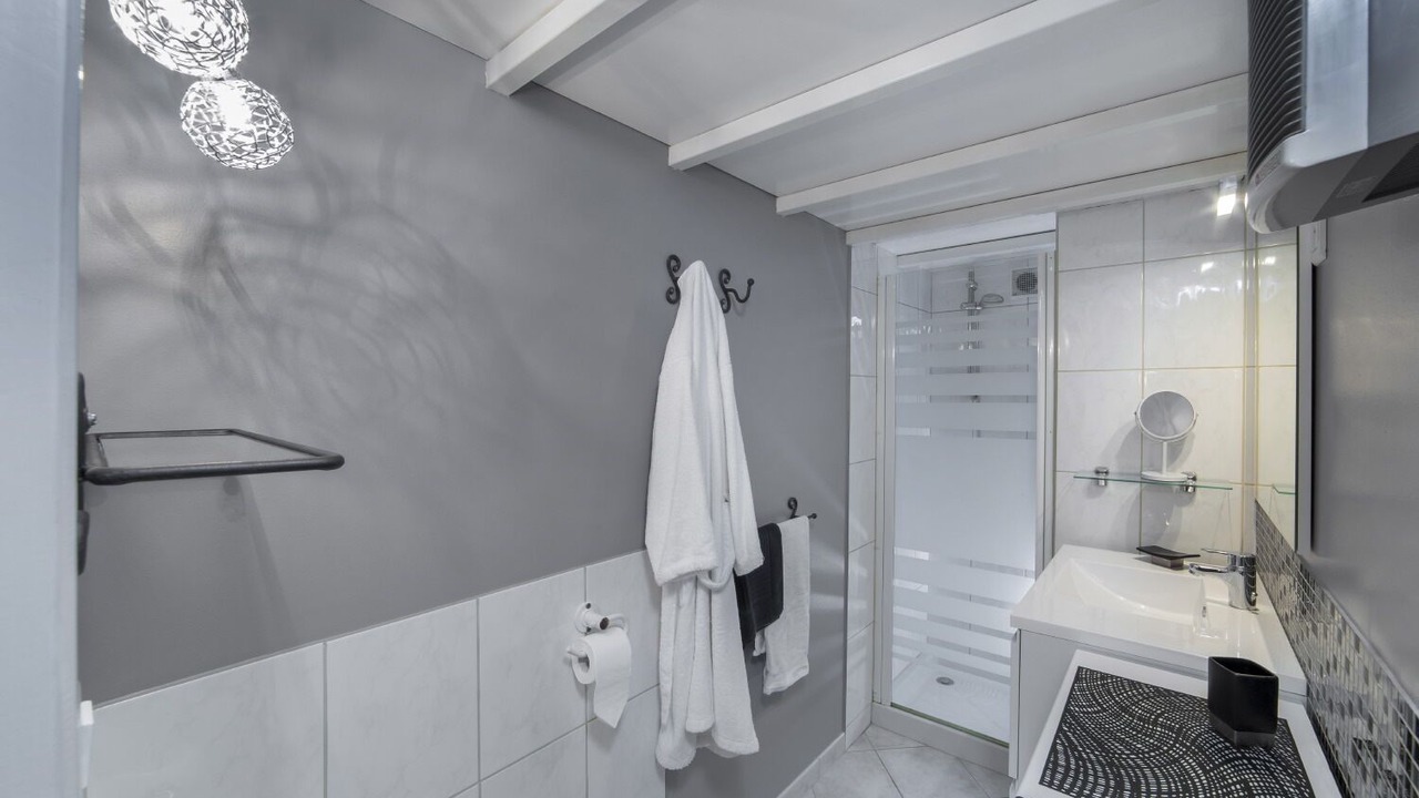 Photo of Bathroom in Grillon