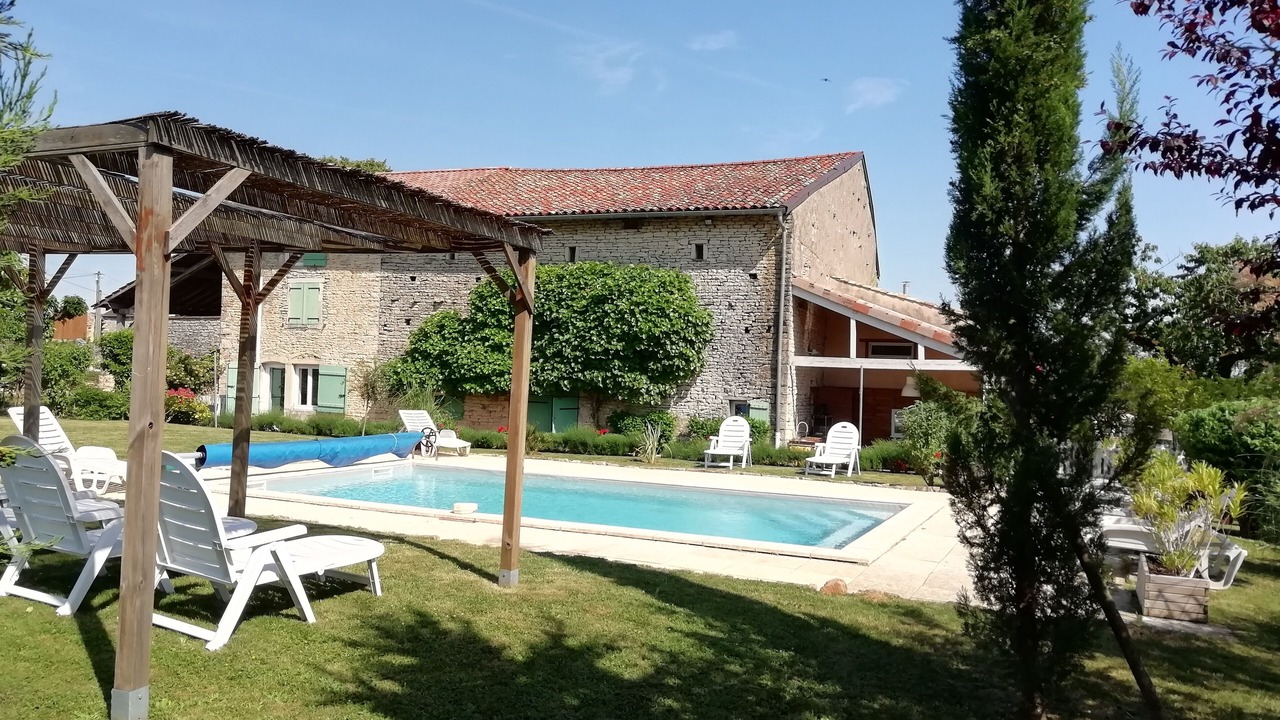Photo of Outdoor in Uchizy