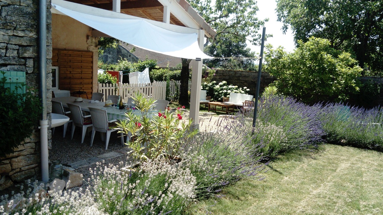 Photo of Outdoor in Uchizy