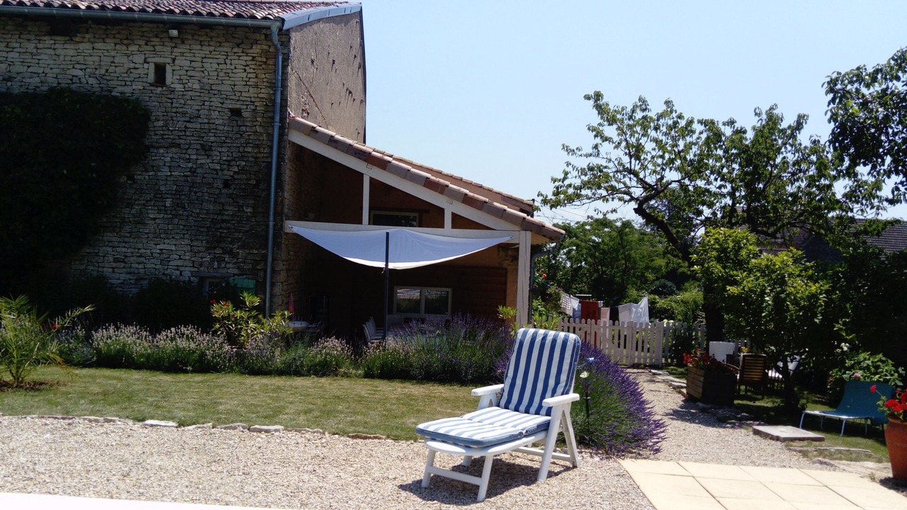 Photo of Patio Balcony in Uchizy