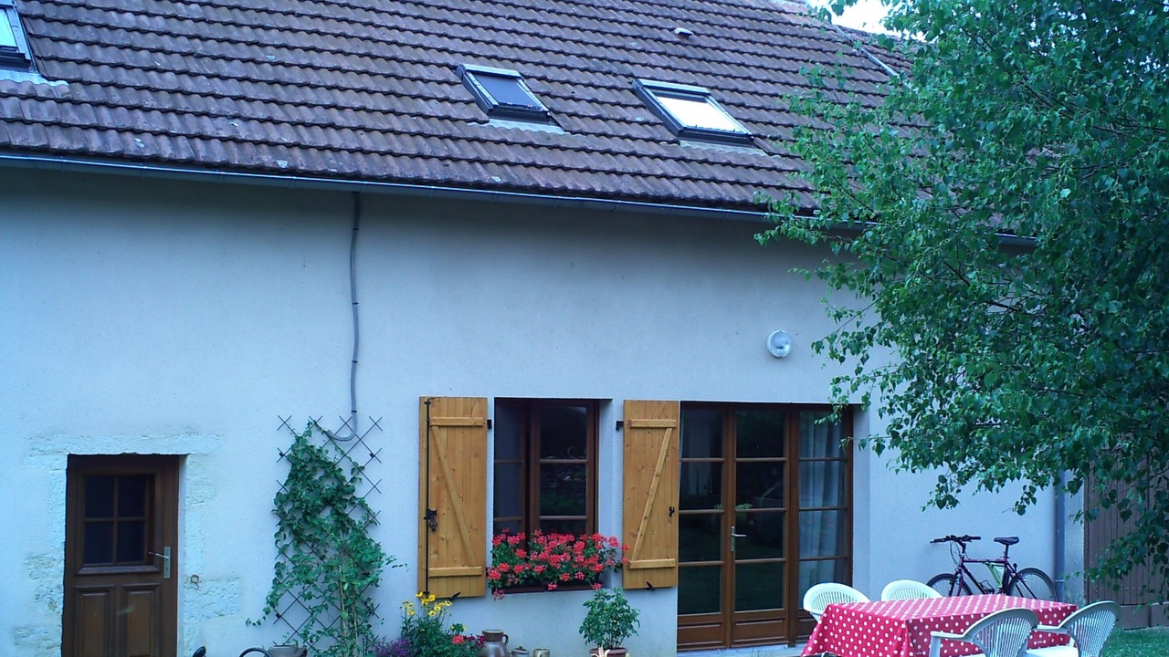 Photo of Outdoor in Michaugues