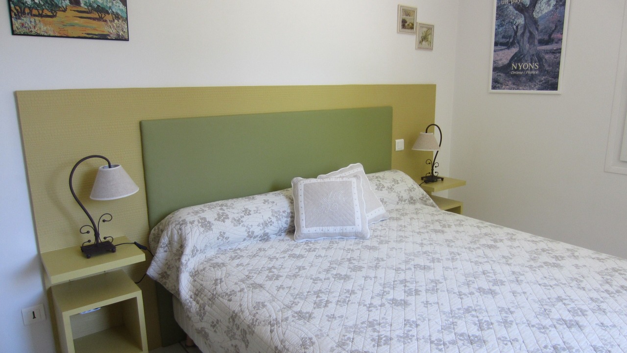 Photo of Bedroom in Faucon