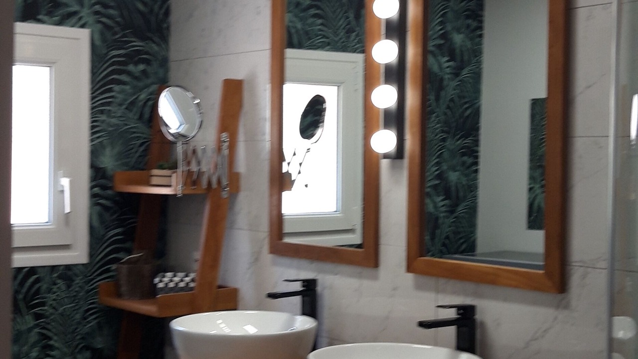 Photo of Bathroom in Faucon