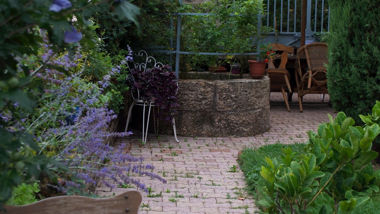 Photo of Patio Balcony in Lournand