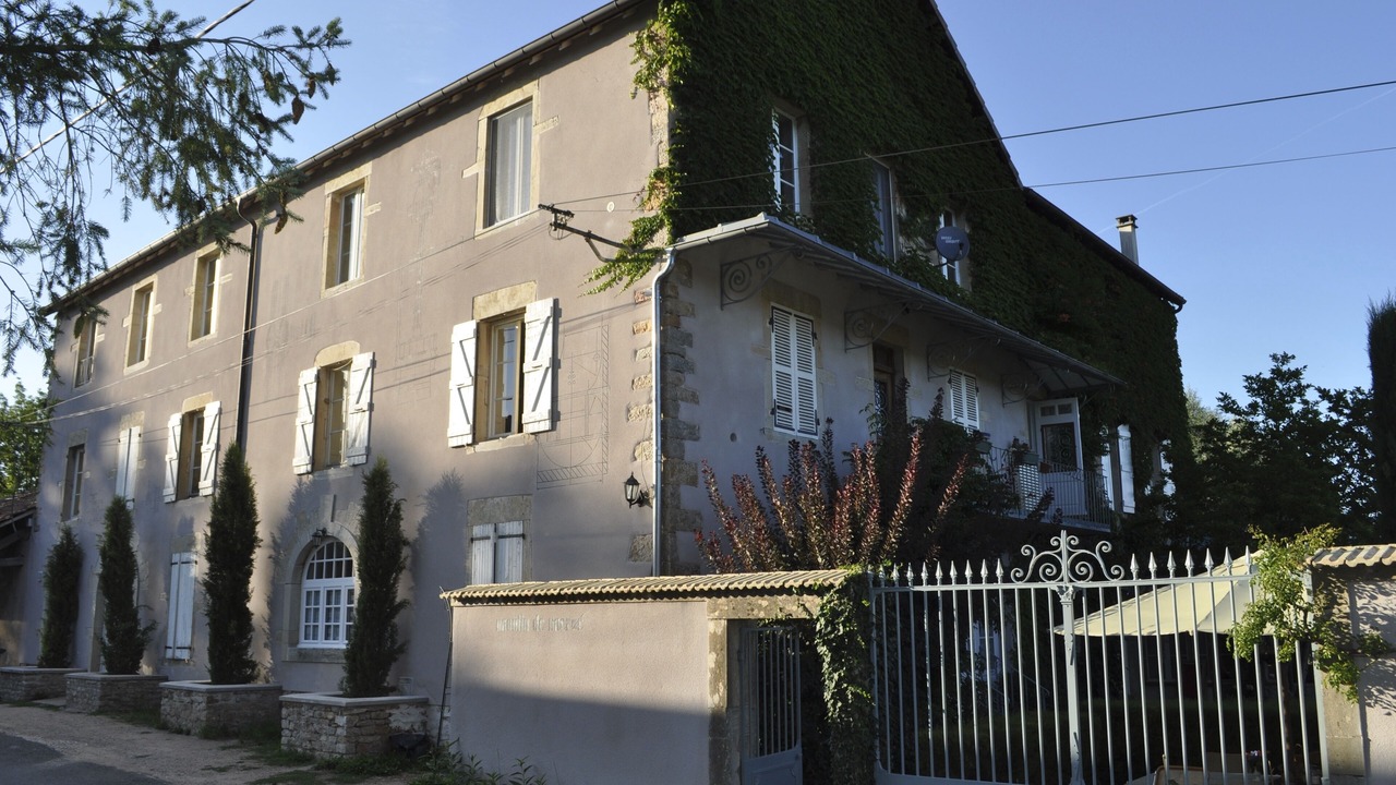 Photo of Outdoor in Lournand