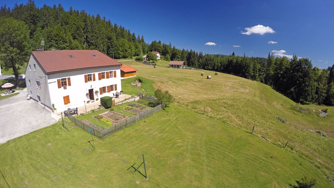 Photo of Outdoor in Premanon