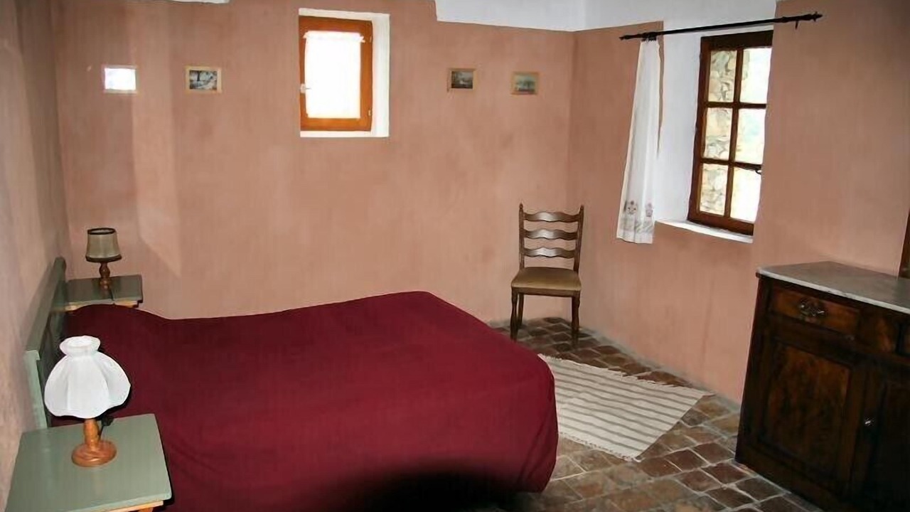 Photo of Bedroom in Montjay