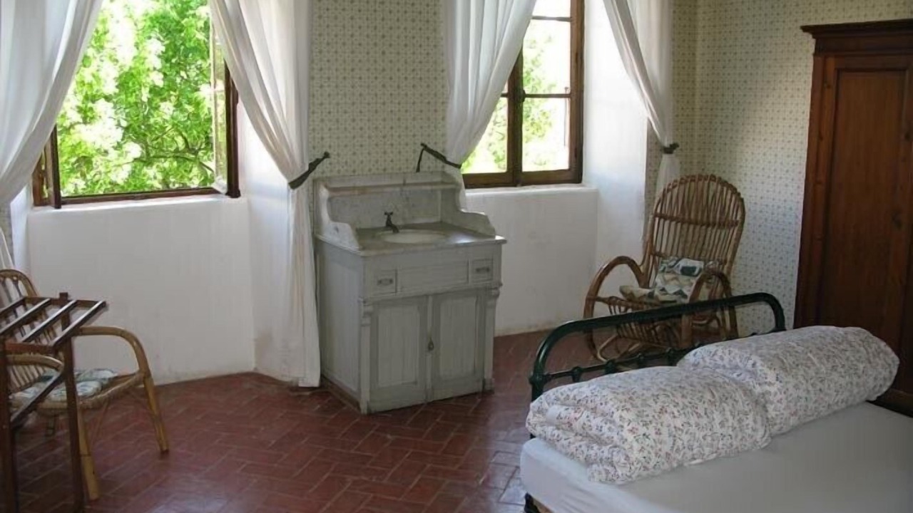 Photo of Bedroom in Montjay