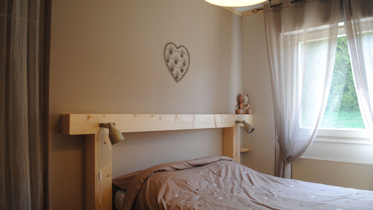 Photo of Bedroom in Les Hopitaux-Neufs