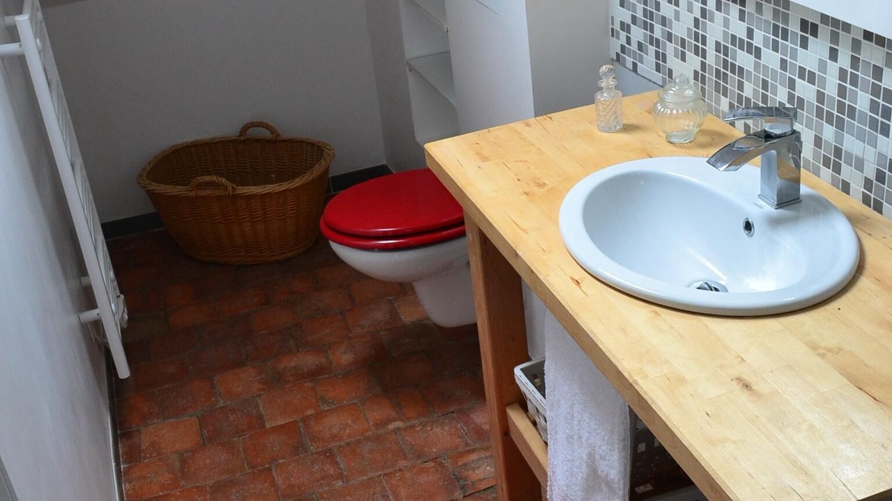 Photo of Bathroom in Cervon