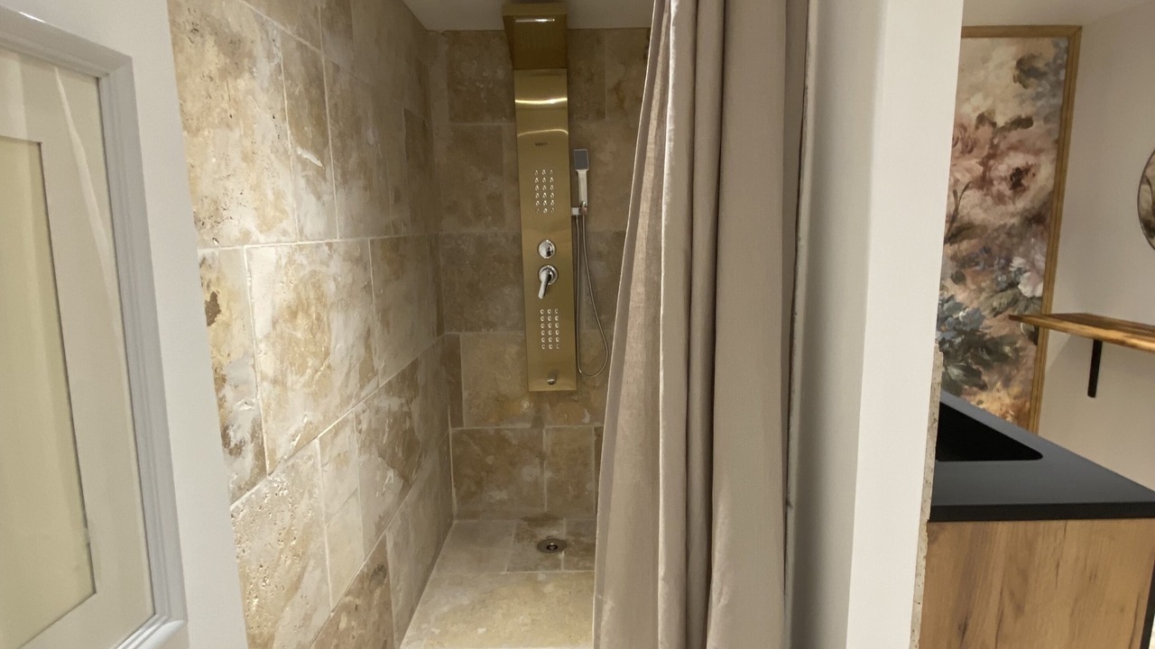 Photo of Bathroom in Saint-Barthelemy-de-Vals