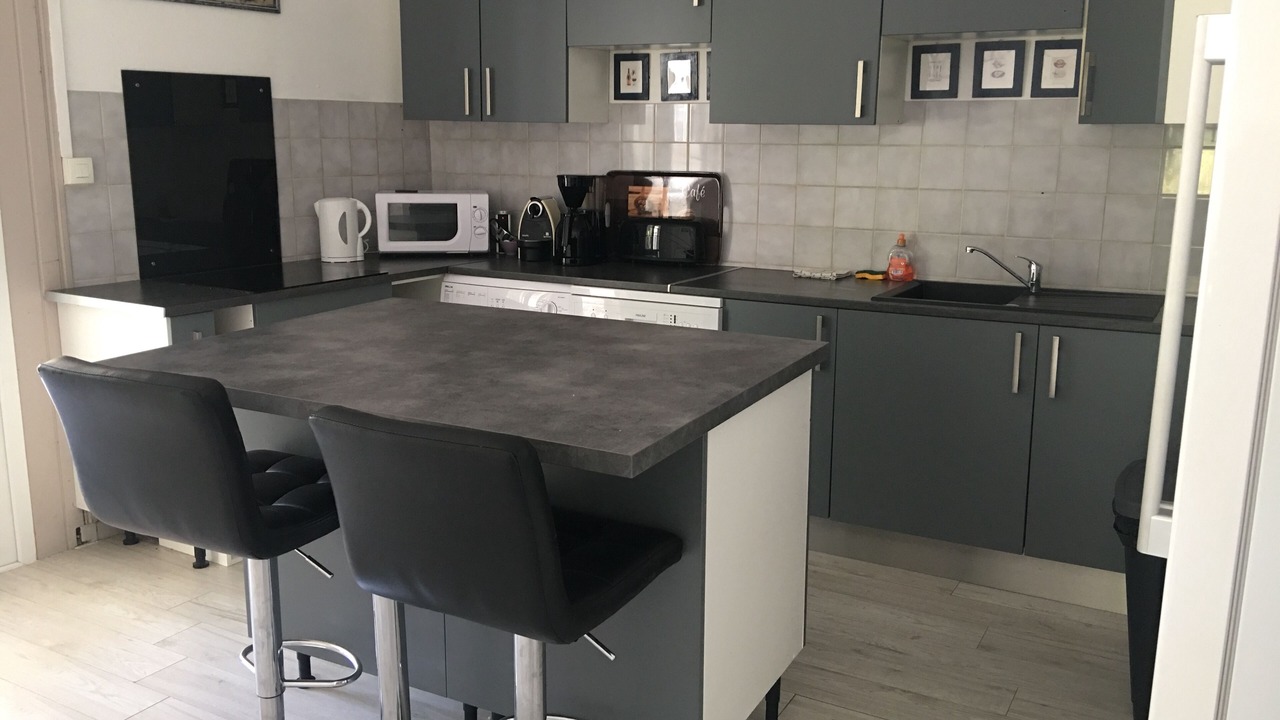 Photo of Kitchen in Saint-Barthelemy-de-Vals