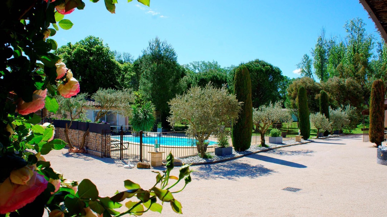 Photo of Others in Loriol-du-Comtat