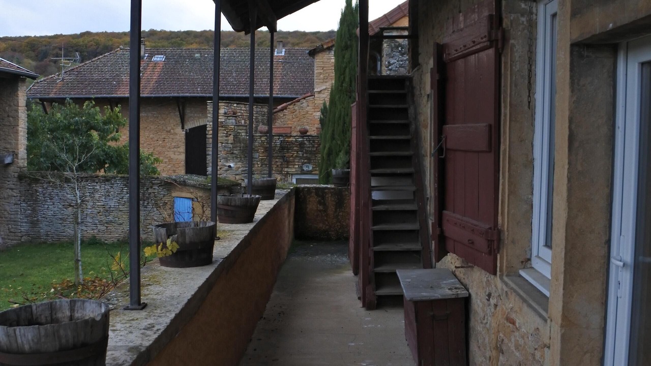 Photo of Patio Balcony in Mazille