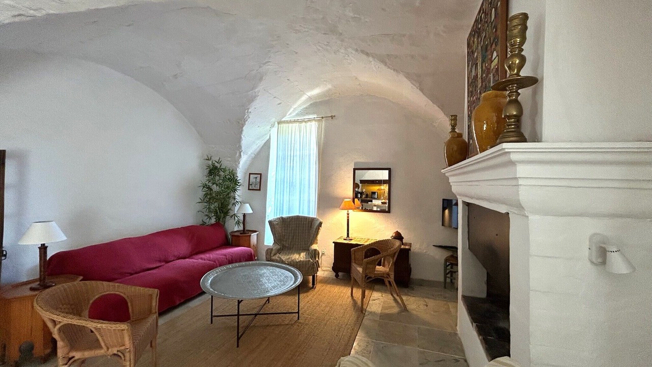 Photo of Livingroom in Puget