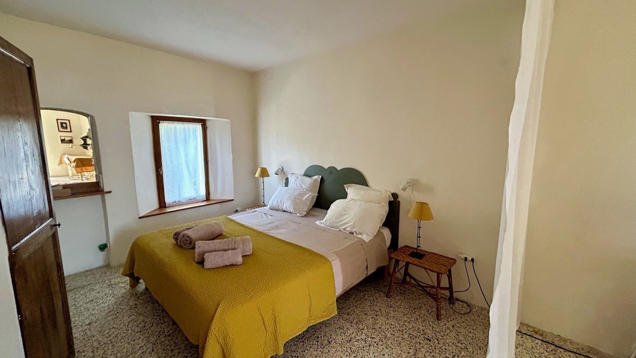 Photo of Bedroom in Puget