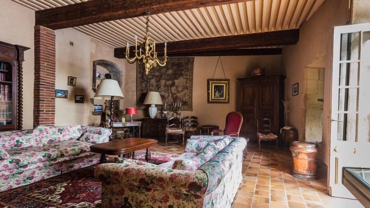 Photo of Livingroom in Lurcieux