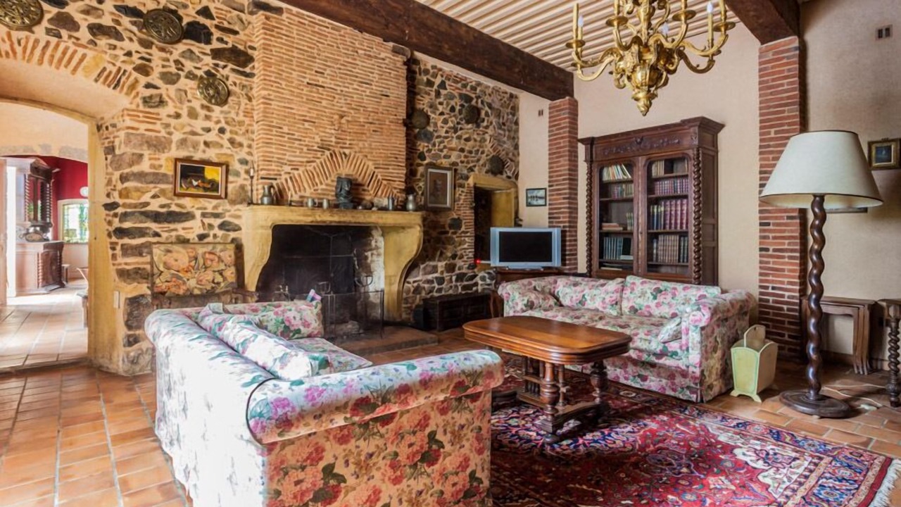 Photo of Livingroom in Lurcieux