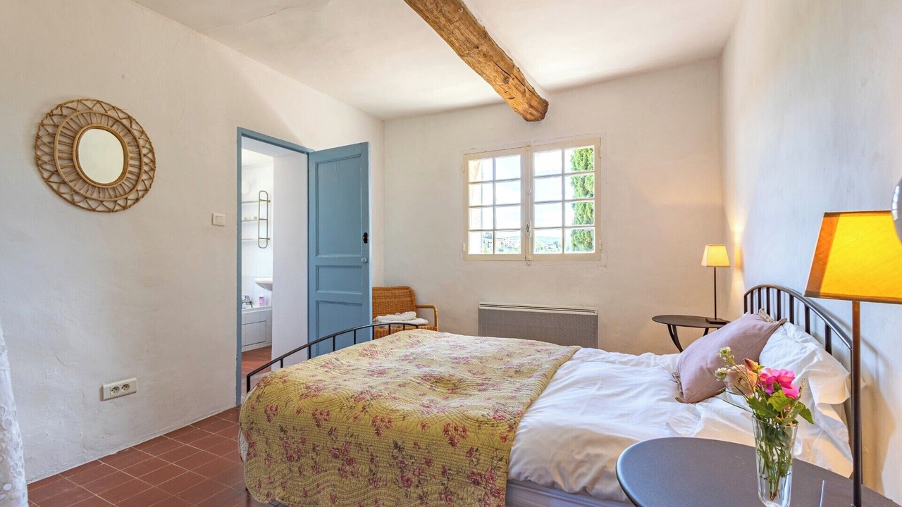 Photo of Bedroom in Blauvac
