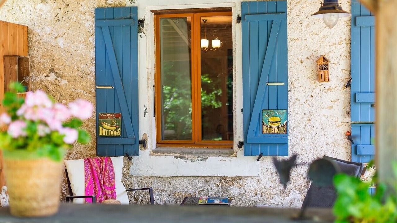 Photo of Outdoor in Savasse