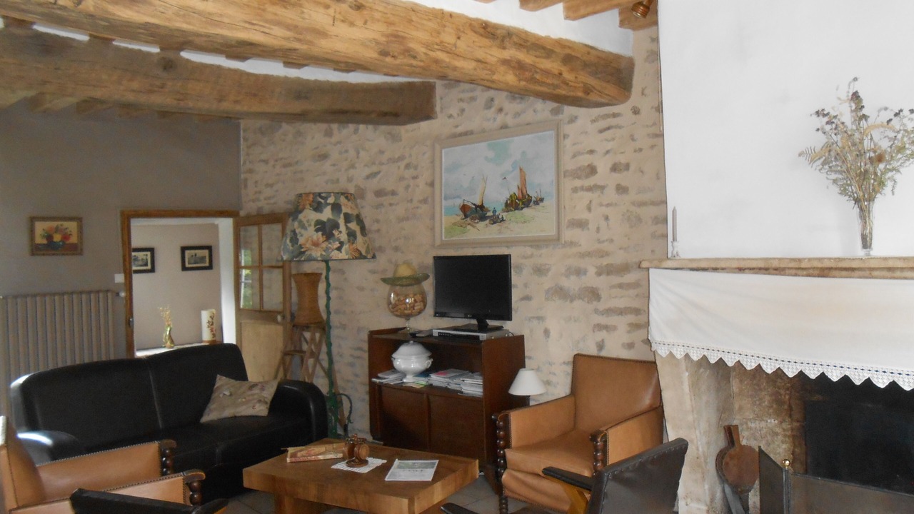 Photo of Livingroom in Thury
