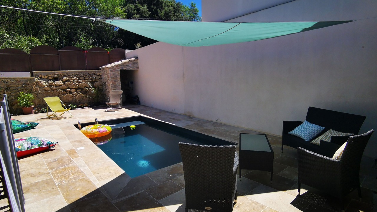 Photo of Outdoor in Saint-Pierre-de-Vassols