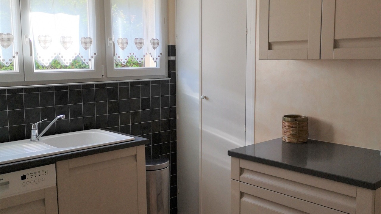 Photo of Kitchen in Buis-les-Baronnies