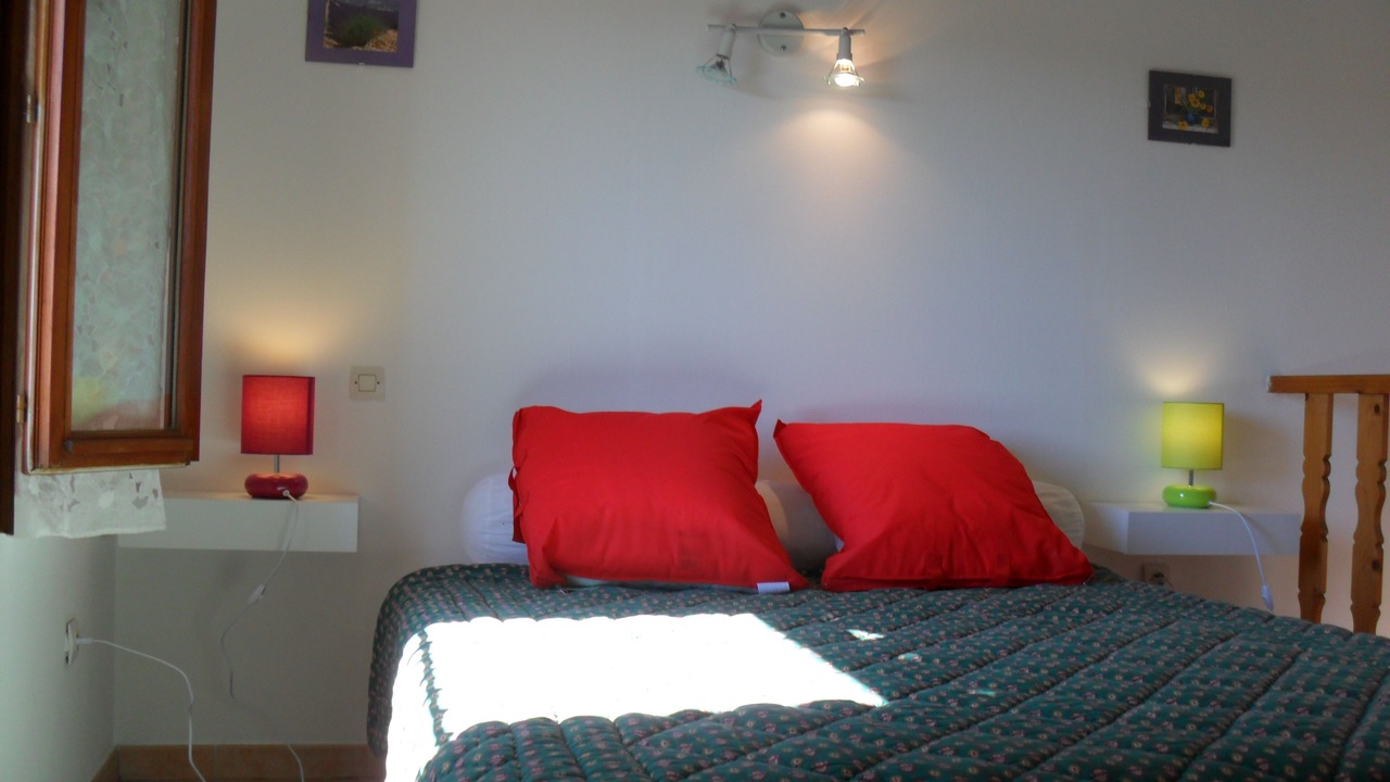 Photo of Bedroom in Mirabel-aux-Baronnies