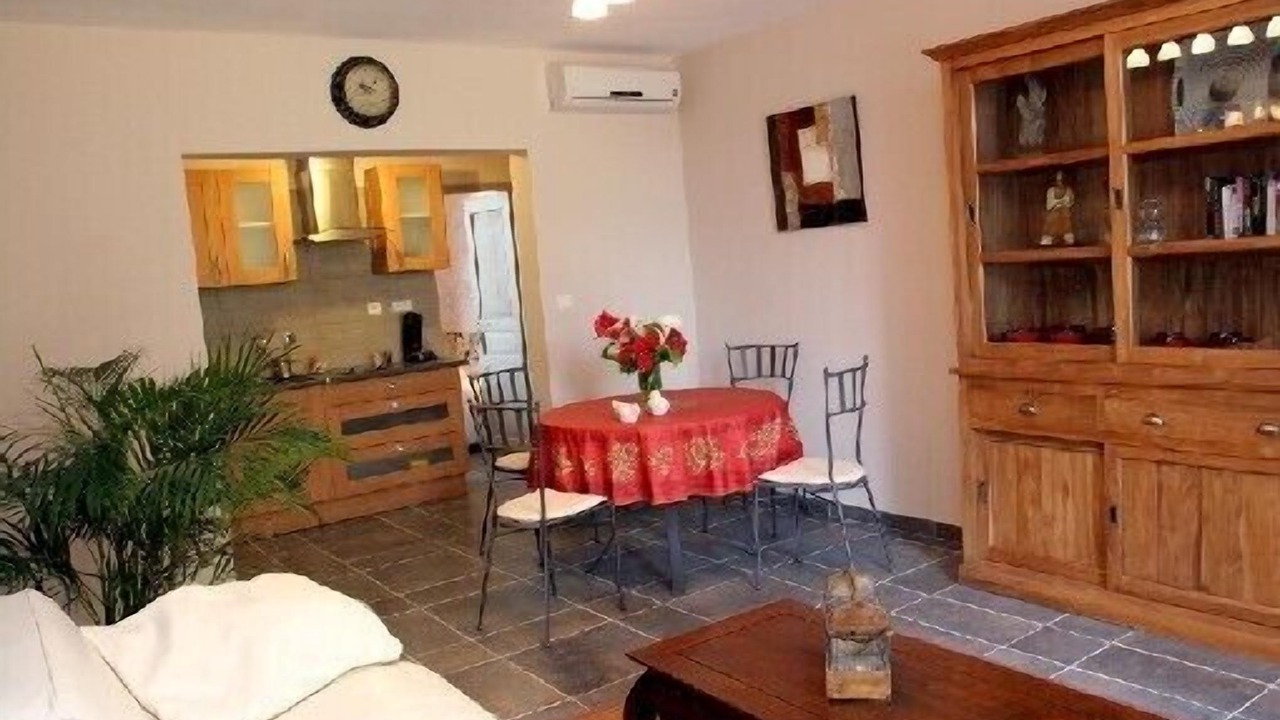 Photo of Livingroom in Caromb