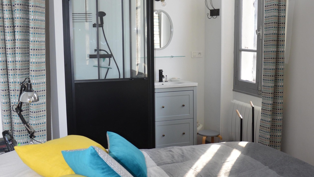 Photo of Bedroom in Mormoiron