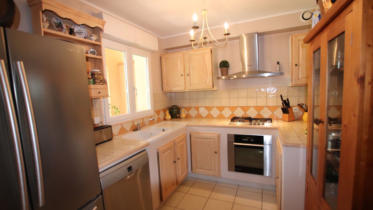 Photo of Kitchen in Beaumes-de-Venise