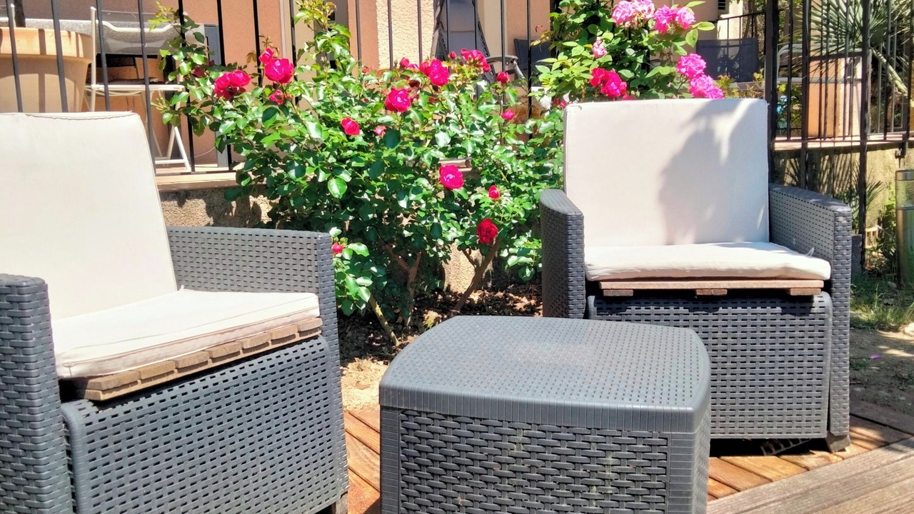 Photo of Patio Balcony in Beaumes-de-Venise