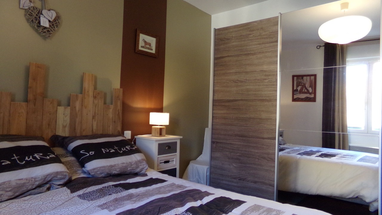 Photo of Bedroom in Beaumes-de-Venise