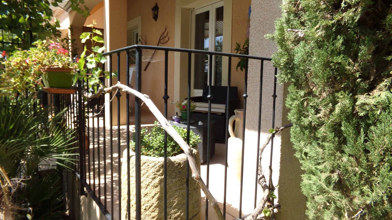 Photo of Patio Balcony in Beaumes-de-Venise