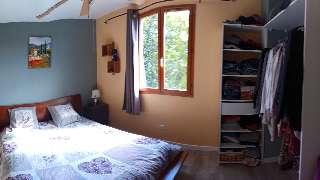 Photo of Bedroom in Sainte-Cecile-les-Vignes