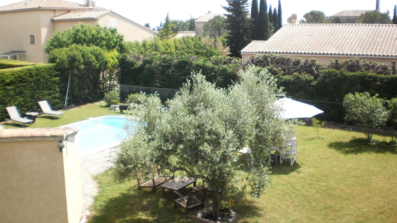 Photo of Outdoor in Sainte-Cecile-les-Vignes