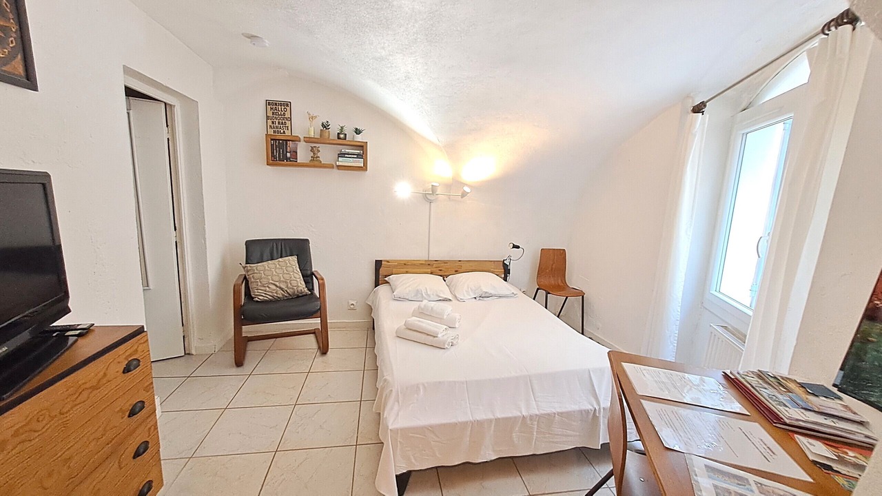 Photo of Bedroom in Saint-Paul-Trois-Chateaux