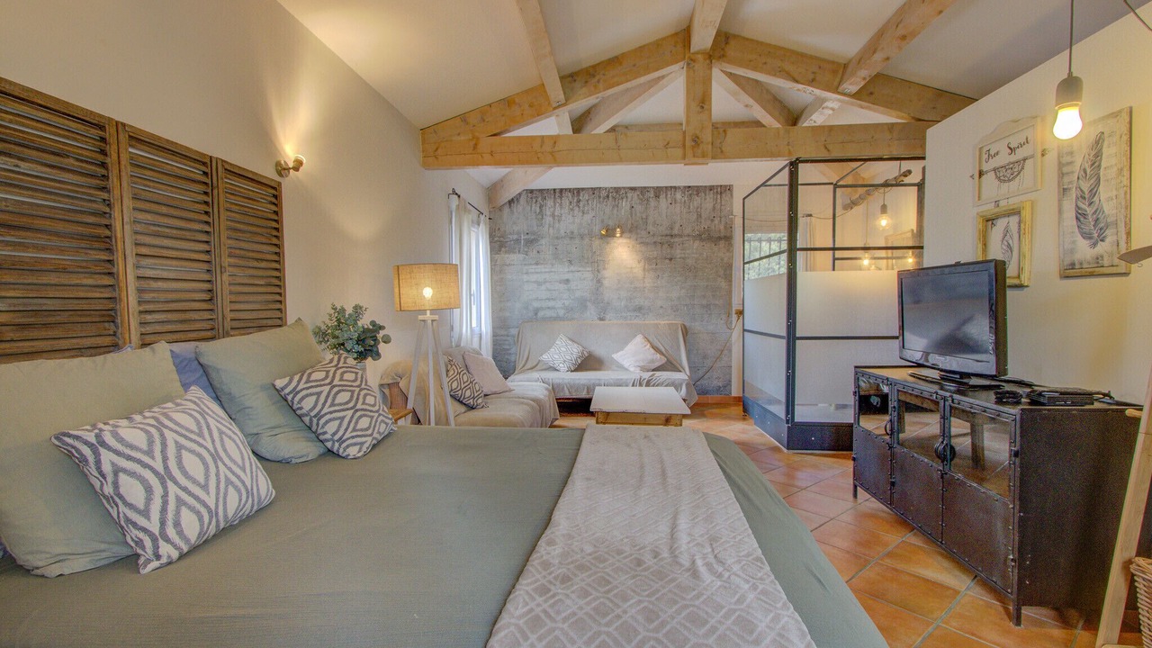 Photo of Bedroom in Clansayes