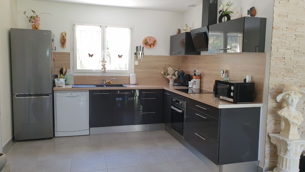 Photo of Kitchen in Entrechaux