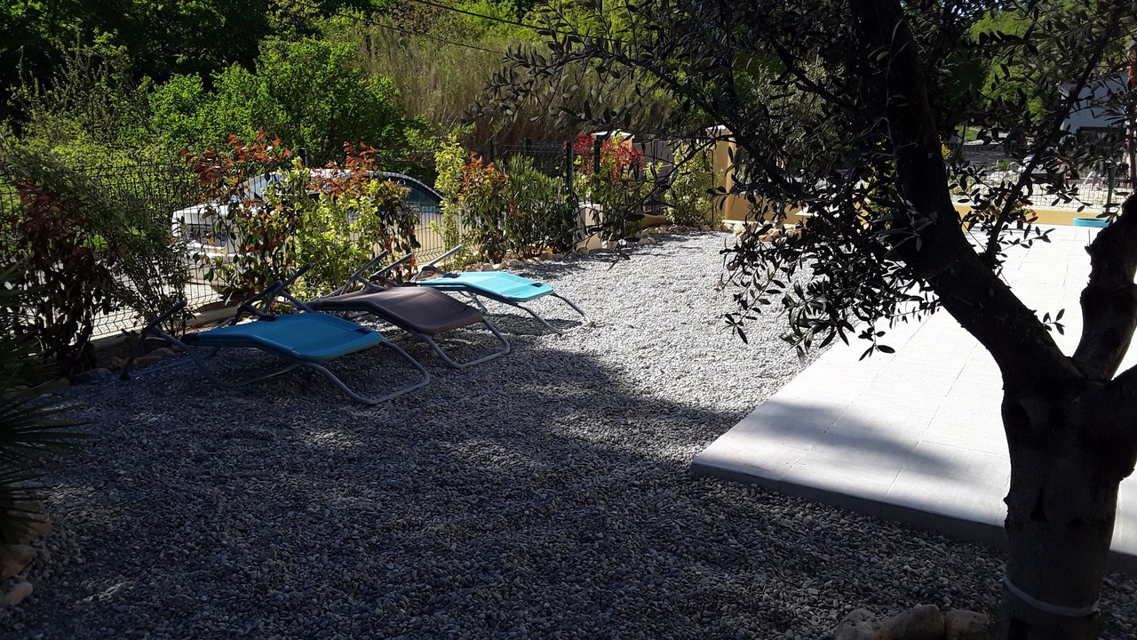 Photo of Outdoor in Entrechaux