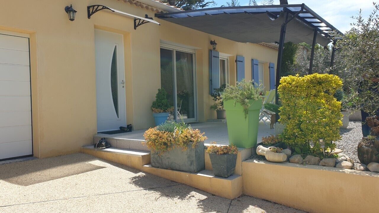 Photo of Outdoor in Entrechaux