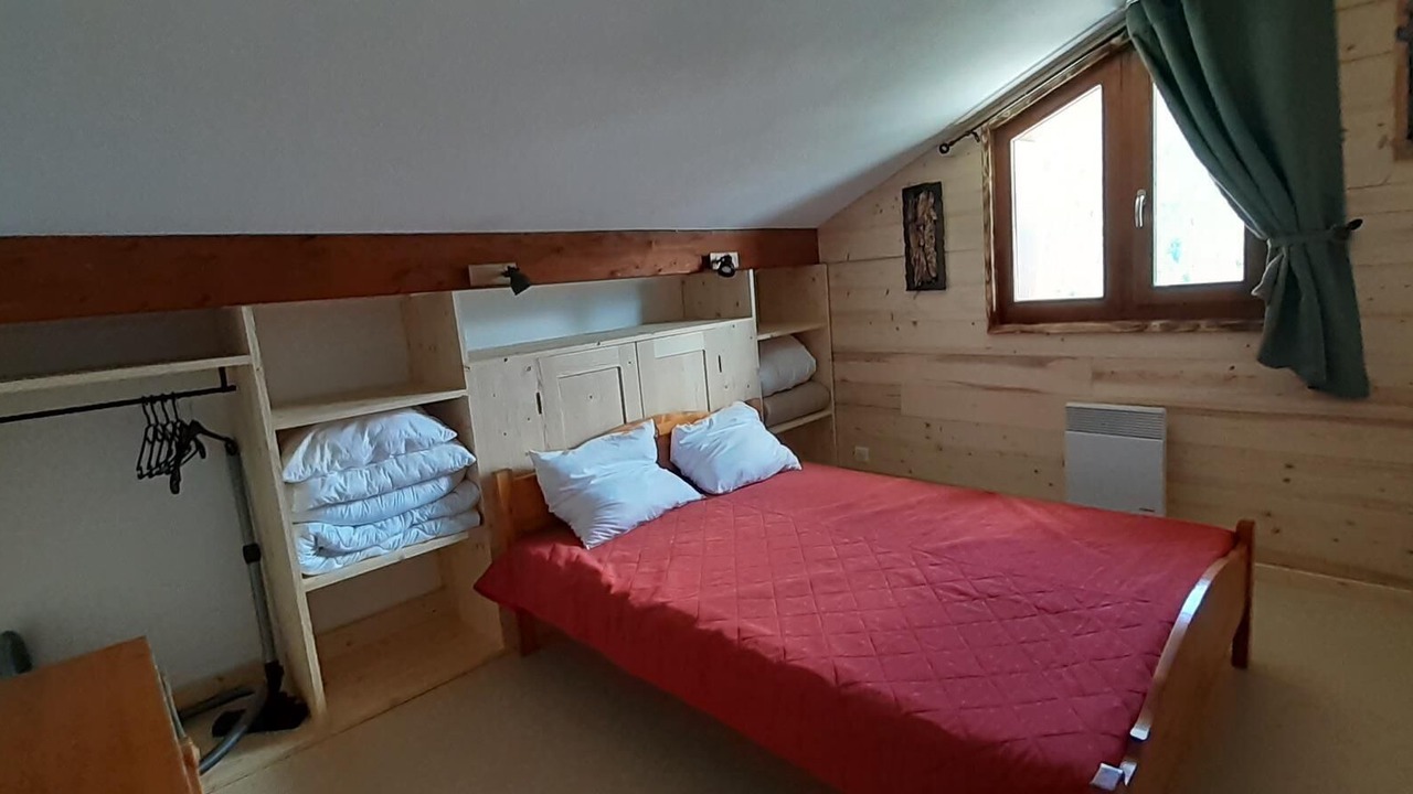 Photo of Bedroom in Valfrejus