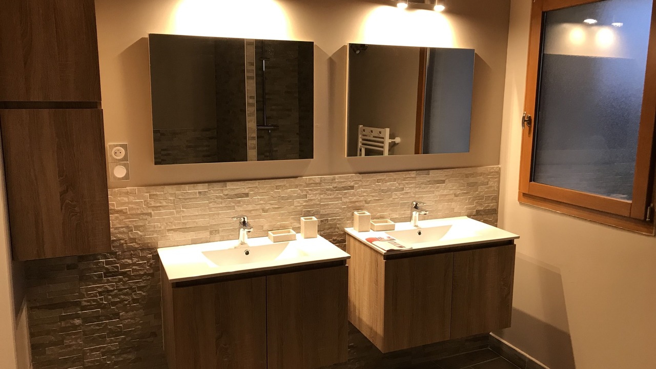 Photo of Bathroom in Roynac