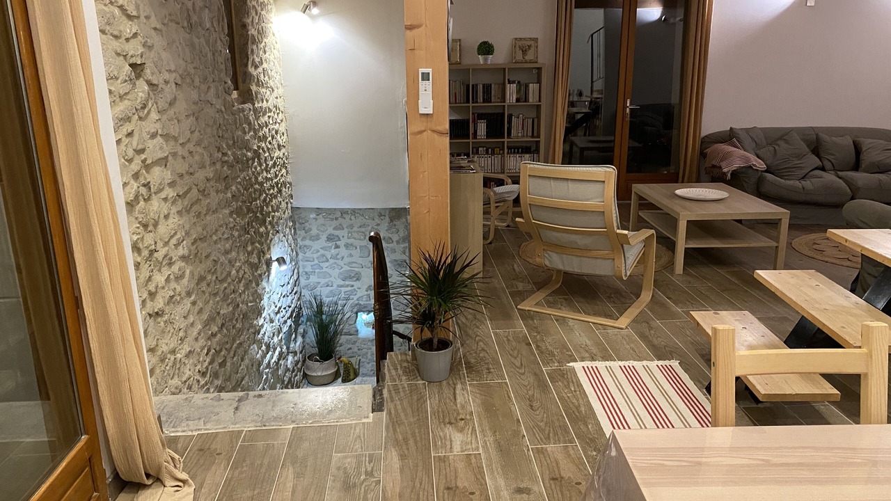 Photo of Livingroom in Roynac