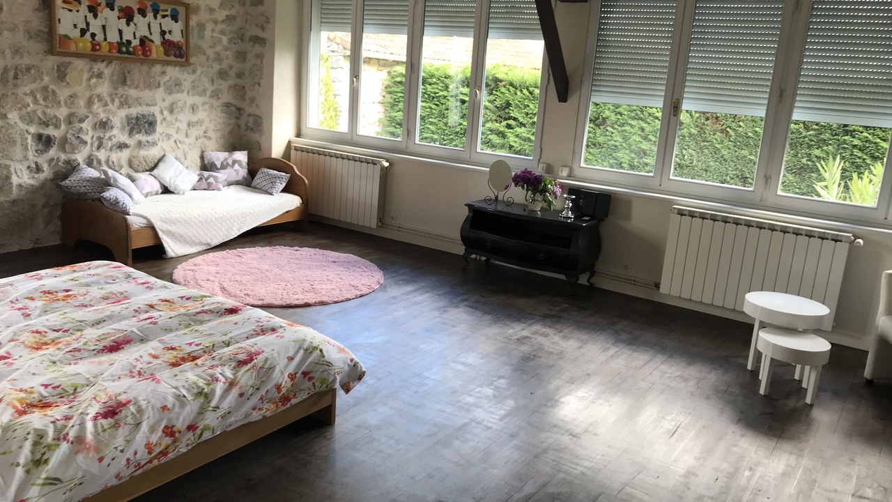Photo of Bedroom in Villeneuve-de-Berg