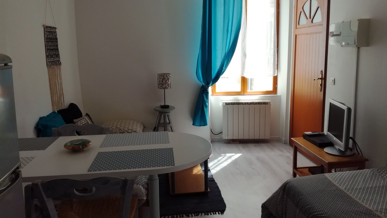 Photo of Bedroom in Pont-Saint-Esprit